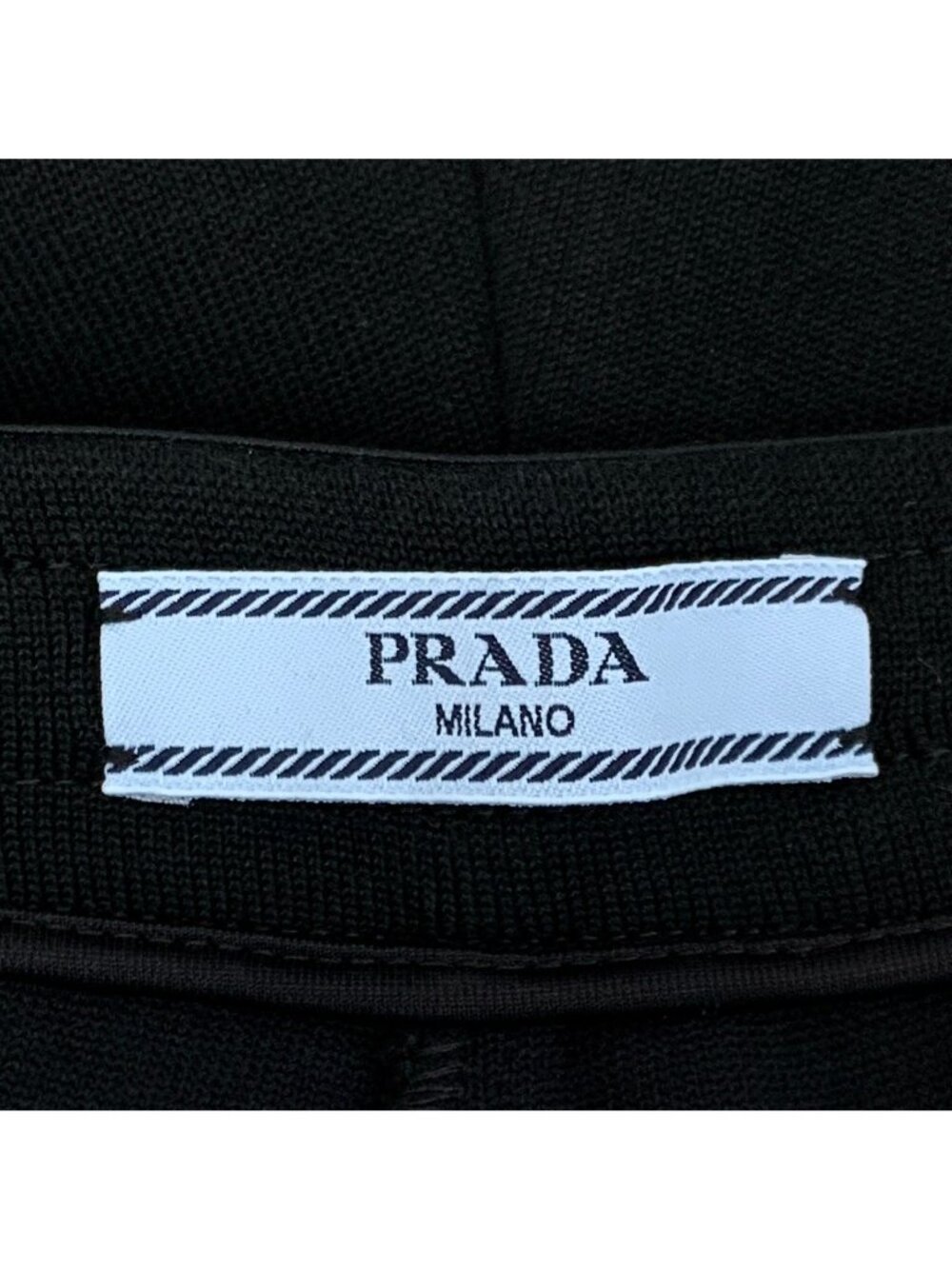 Prada Black Logo Lettering Shorts (2023 Collection) - Picture 5 of 9